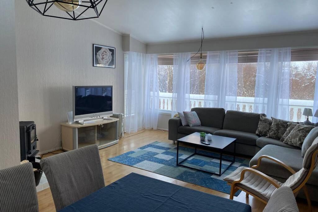 Appartement Koselig Hus Til Leie Pa Stokmarknes I Vesteralen Extérieur photo